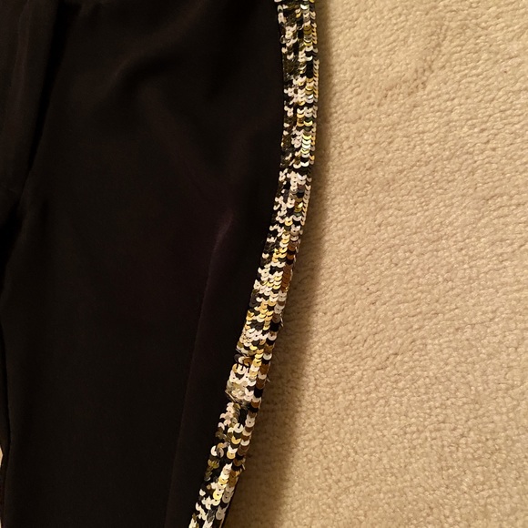 Dress pants - Picture 2 of 3
